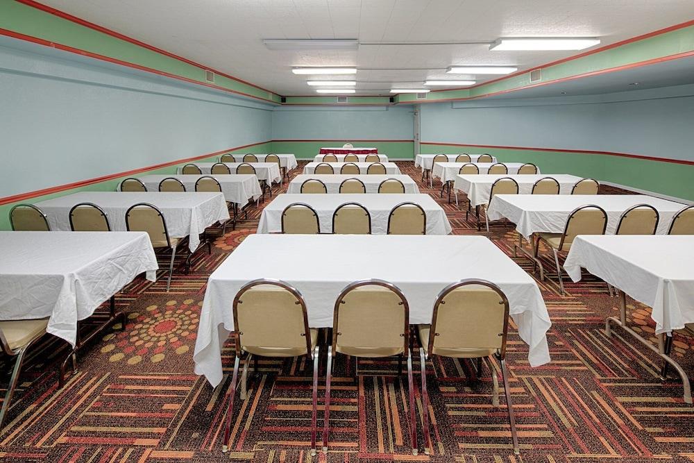 Hawthorn Extended Stay By Wyndham Chambersburg Luaran gambar